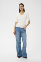Lade das Bild in den Galerie-Viewer, V-Shirt Lizza - Kaffe