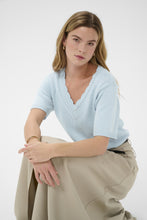 Lade das Bild in den Galerie-Viewer, Shirt Liliana - Kaffe