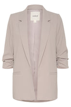 Lade das Bild in den Galerie-Viewer, Shirley Blazer Soaked in Luxury