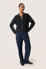 Lade das Bild in den Galerie-Viewer, Jacke Havena - Soaked in Luxury