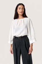 Lade das Bild in den Galerie-Viewer, Bluse Leodora - Soaked in Luxury