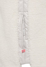 Lade das Bild in den Galerie-Viewer, FAKE DOWN VEST YETI-BABE - Frieda & Freddies