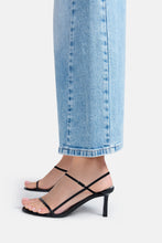 Lade das Bild in den Galerie-Viewer, Jeans Oria Cambio