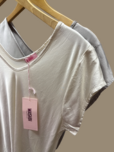 Lade das Bild in den Galerie-Viewer, Satinshirt - Wasabi ONESIZE