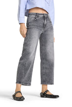 Lade das Bild in den Galerie-Viewer, Jeans Oria - Cambio