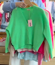 Lade das Bild in den Galerie-Viewer, Strickjacke V-Ausschnitt -ONESIZE