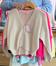 Lade das Bild in den Galerie-Viewer, Strickjacke V-Ausschnitt -ONESIZE