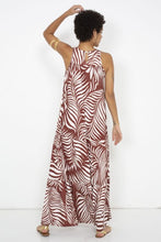Lade das Bild in den Galerie-Viewer, Kleid Darling! big leaves nougat - Marivie