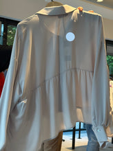 Lade das Bild in den Galerie-Viewer, Bluse - Janice & Jo