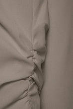 Lade das Bild in den Galerie-Viewer, Shirley Blazer Soaked in Luxury