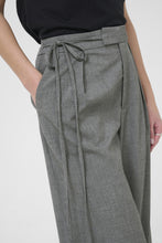 Lade das Bild in den Galerie-Viewer, Hose Ellie wide pant - Kaffe
