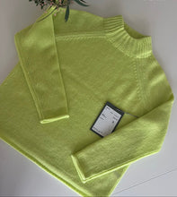 Lade das Bild in den Galerie-Viewer, Turtleneckpullover - Esisto
