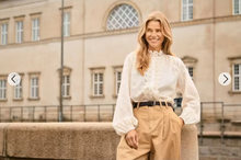 Lade das Bild in den Galerie-Viewer, Bluse Petunia - Saint Tropez
