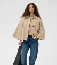 Lade das Bild in den Galerie-Viewer, Boxy Jacke - Inwear
