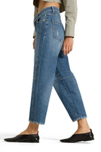 Lade das Bild in den Galerie-Viewer, Jeans Elia - Cambio

