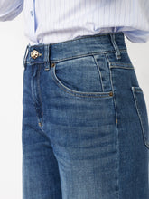 Lade das Bild in den Galerie-Viewer, Jeans Liv Barrel - Toni

